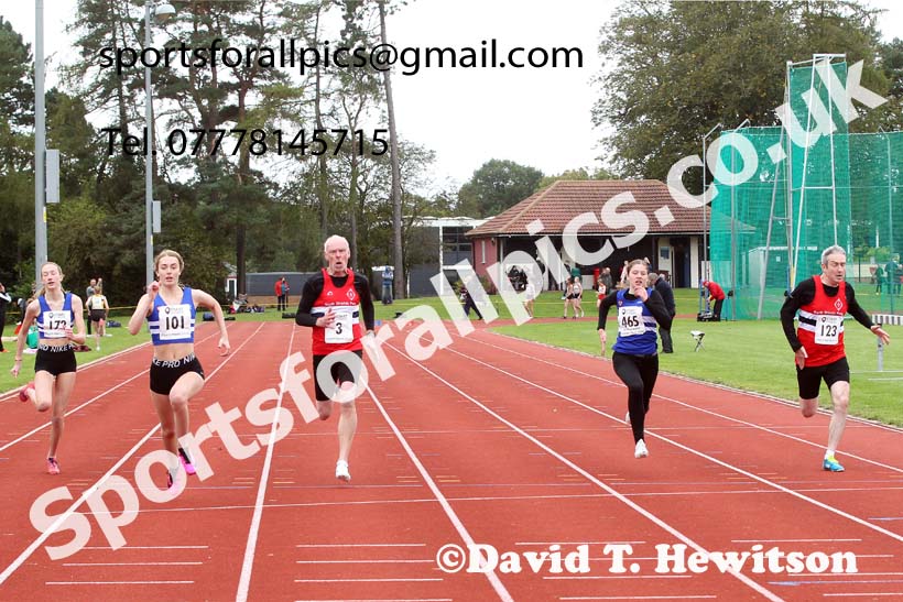 100 metres, NECAA Open Meeting, Morpeth, Sunday, September 27th. David T. Hewitson/Sports for All Pics